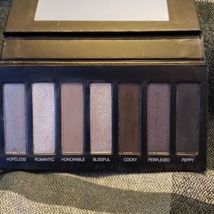 Younique Moodstruck Addiction - Palette 3